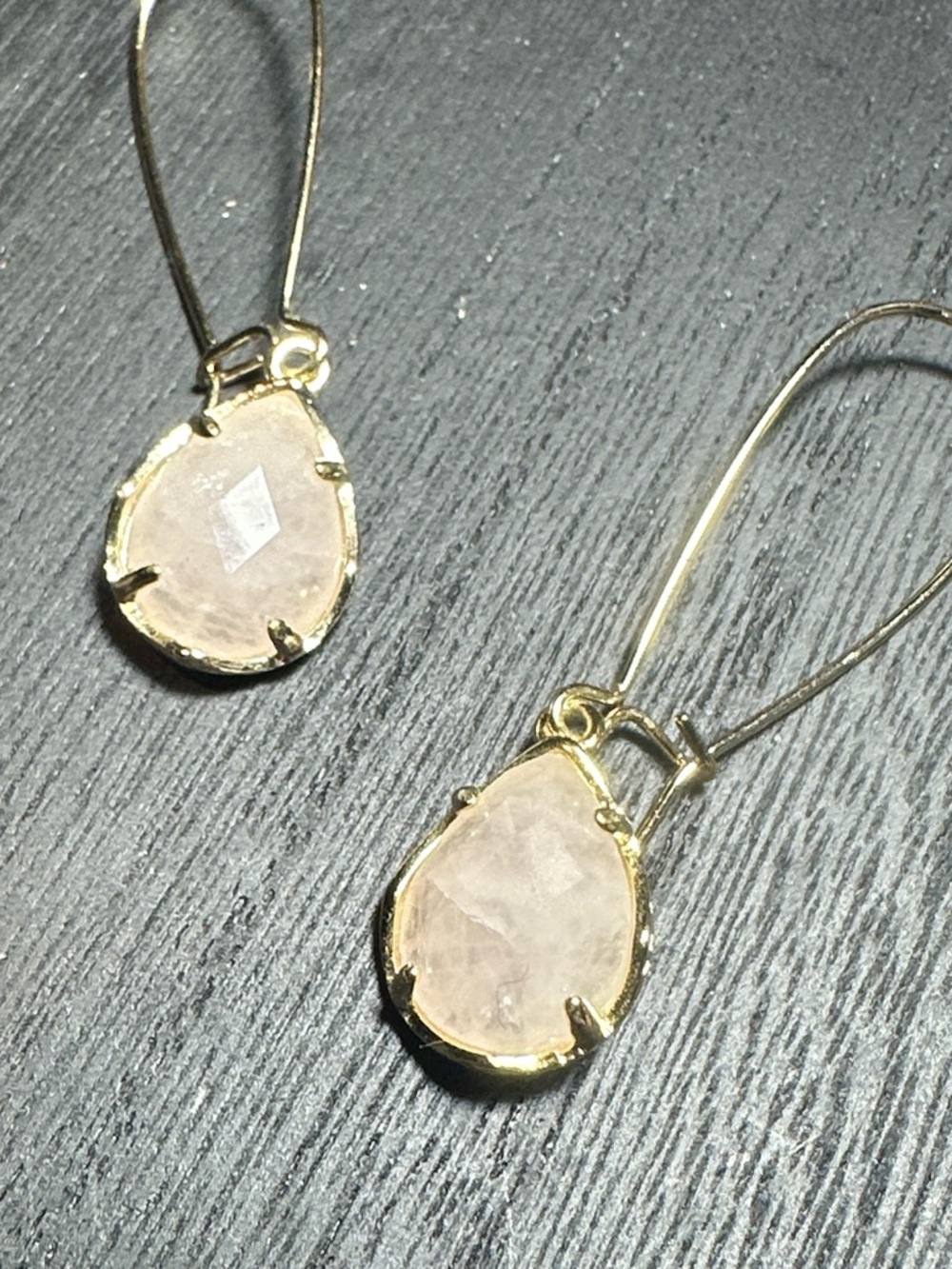 KENDRA SCOTT DEE ROSE QUARTZ GOLD DROP EARRINGS